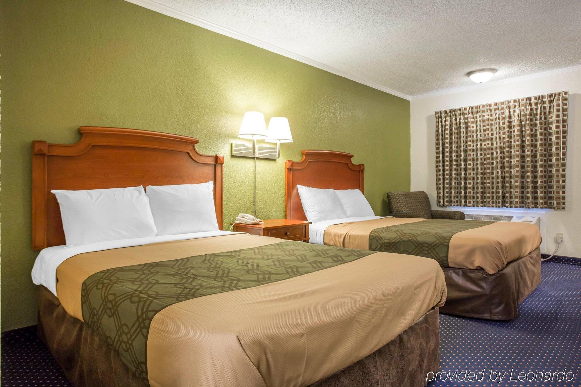 Rodeway Inn & Suites Fort Jackson Columbia Luaran gambar