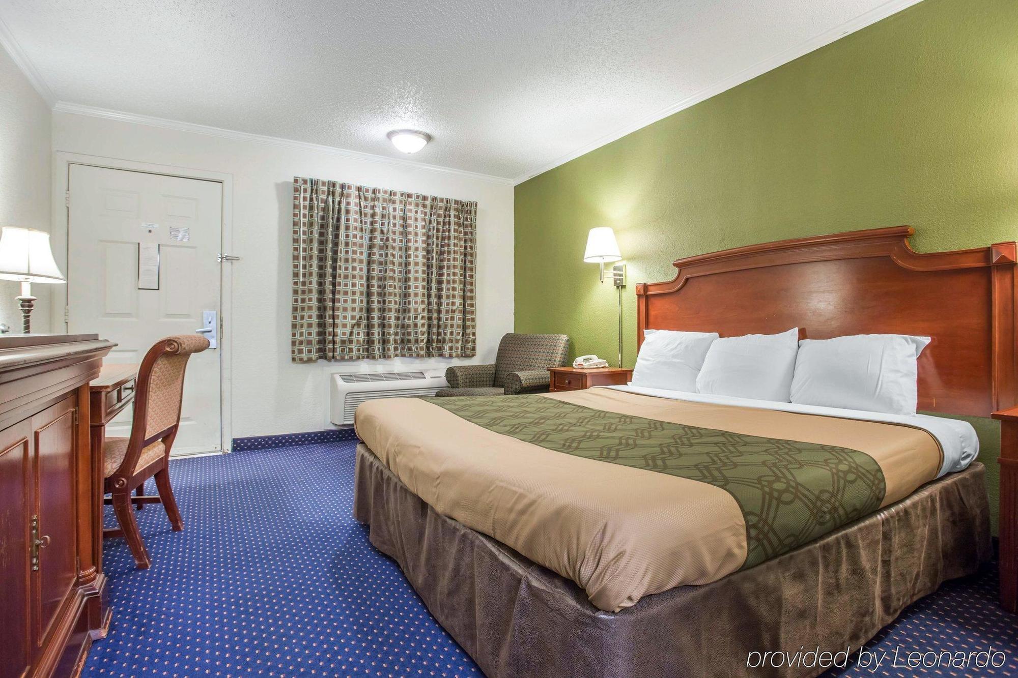 Rodeway Inn & Suites Fort Jackson Columbia Luaran gambar