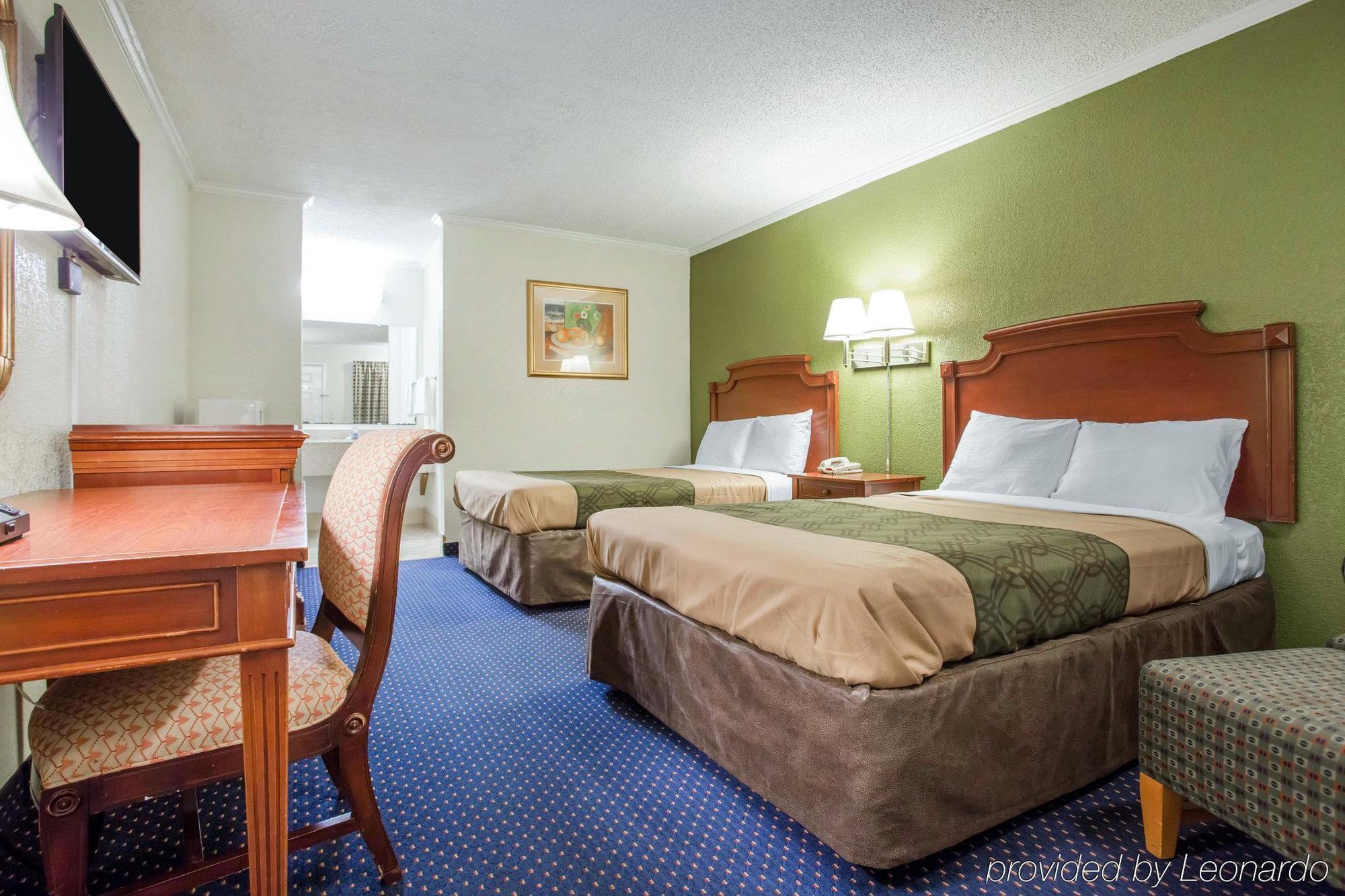 Rodeway Inn & Suites Fort Jackson Columbia Luaran gambar